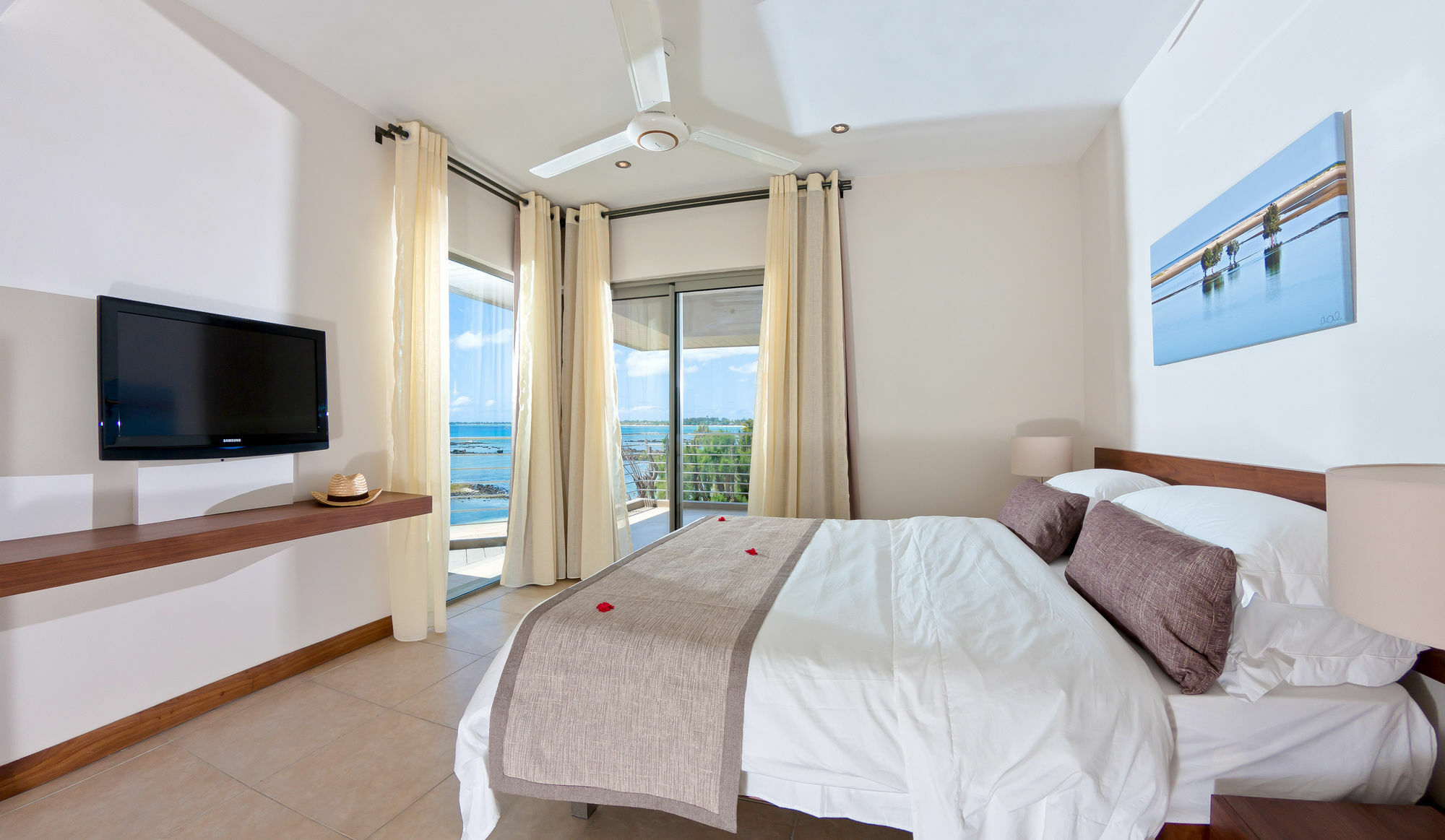 Bon Azur Beachfront Suites & Penthouses With Lov Trou aux Biches Ngoại thất bức ảnh